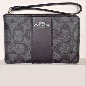 Coach Signature Wristlet Black